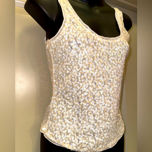 EXPRESS Ivory White Sequin Semi Cropped Tank Top size XS - Picture 3 of 9